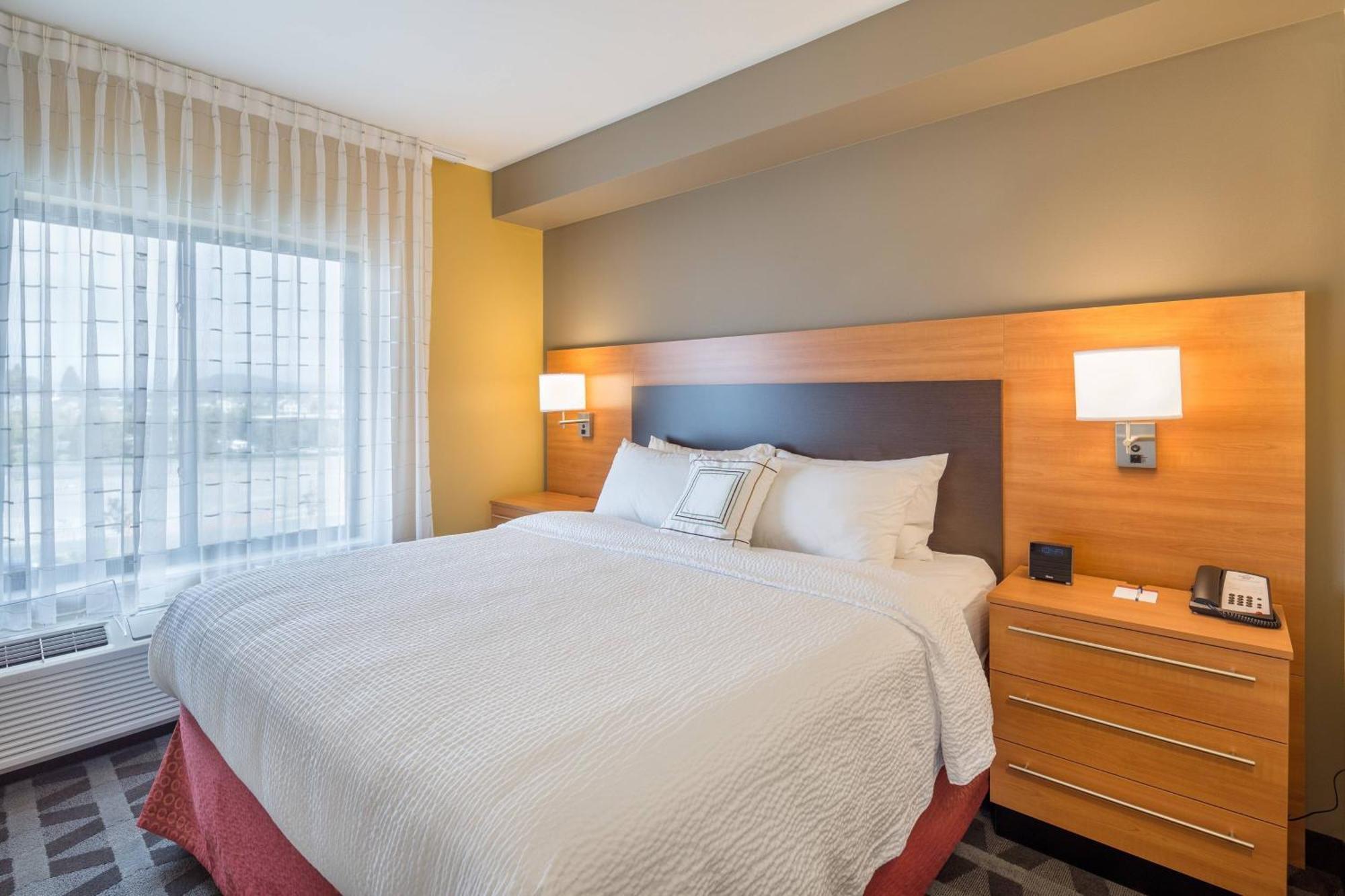 Towneplace By Marriott Suites Portland Vancouver Evergreen Eksteriør billede